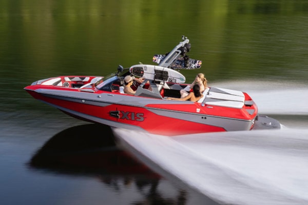 Axis A20 wakeboard boat