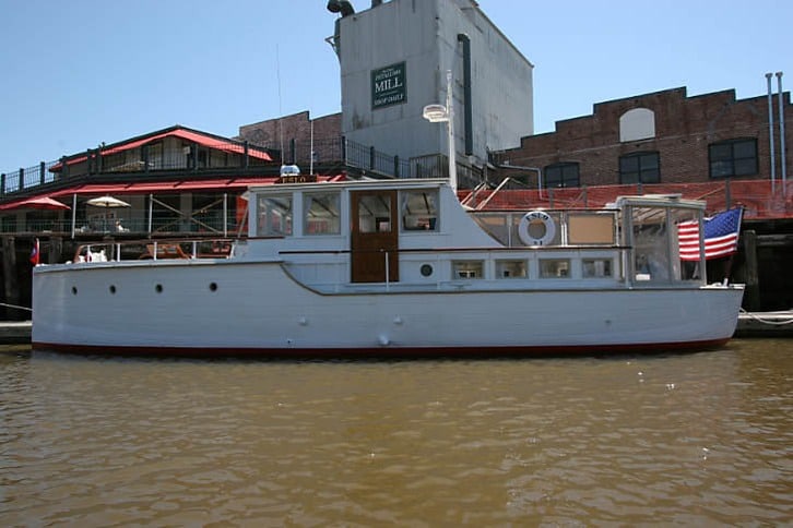 Eslo Yacht