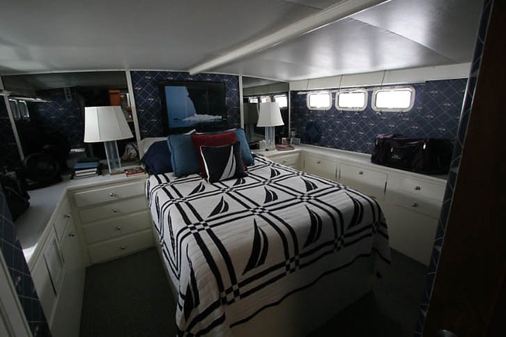 Main Cabin on a Newer Stephens