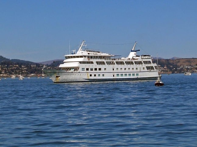 Yorktown Clipper, a 257-foot, 69-stateroom small cruise ship